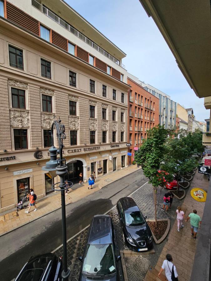 Central Beds Budapest Exterior photo